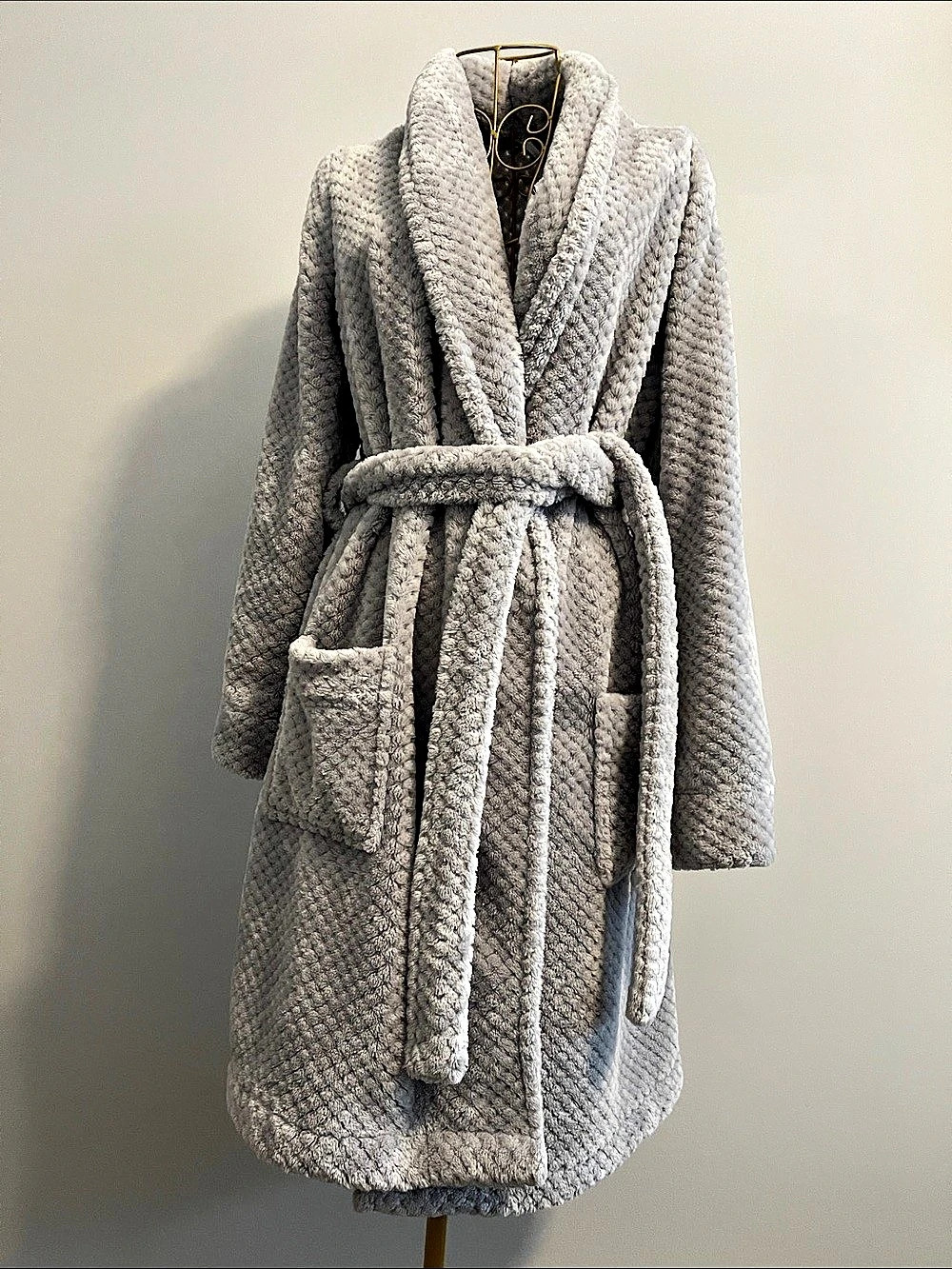 Nordstrom Textured Plush Fleece Robe Gray Size Medium